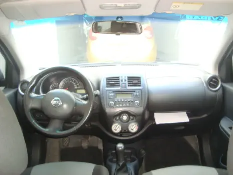 NISSAN March 1.6 16V 4P S FLEX, Foto 6
