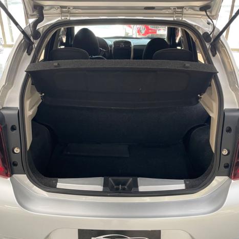 NISSAN March 1.6 16V 4P SL FLEX, Foto 6