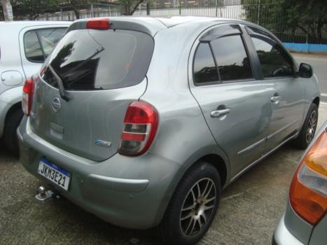 NISSAN March 1.6 16V 4P SL FLEX, Foto 2