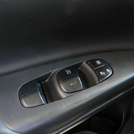 NISSAN Sentra 2.0 16V 4P SV FLEX AUTOM�TICO CVT, Foto 8