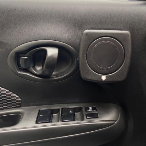 NISSAN Versa Sedan 1.0 4P FLEX, Foto 8 NISSAN Versa Sedan 1.0 4P FLEX, Foto 8