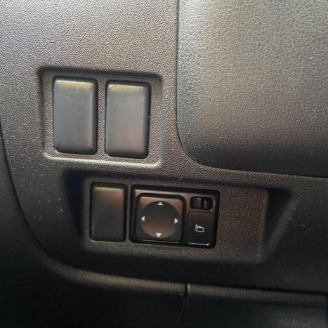 NISSAN Versa Sedan 1.0 4P FLEX, Foto 10 NISSAN Versa Sedan 1.0 4P FLEX, Foto 10
