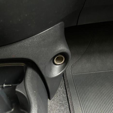 NISSAN Versa Sedan 1.0 4P FLEX, Foto 26 NISSAN Versa Sedan 1.0 4P FLEX, Foto 26