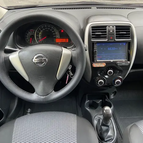 NISSAN Versa Sedan 1.0 4P FLEX, Foto 19