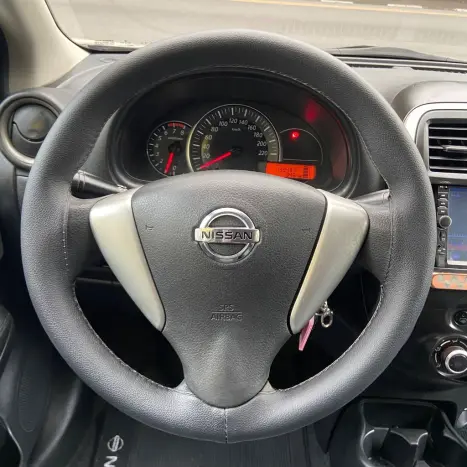 NISSAN Versa Sedan 1.0 4P FLEX, Foto 21