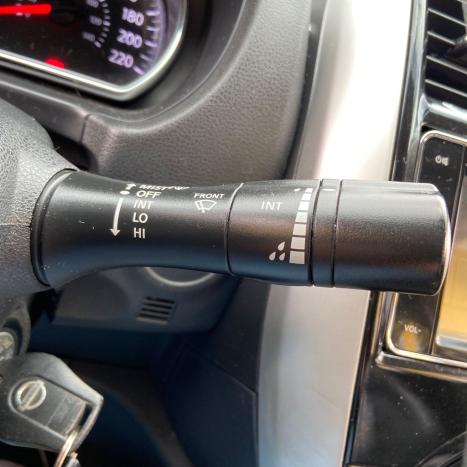 NISSAN Versa Sedan 1.6 16V 4P FLEX SL, Foto 14