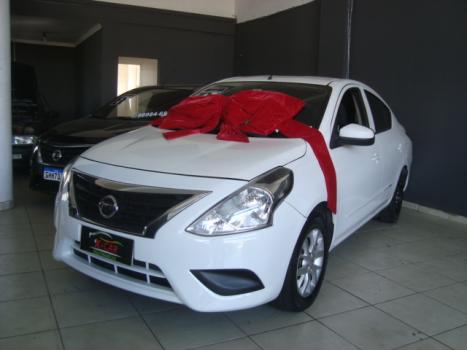 NISSAN Versa Sedan 1.0 4P FLEX S, Foto 1