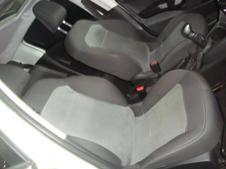 PEUGEOT 208 1.5 4P FLEX ALLURE, Foto 4