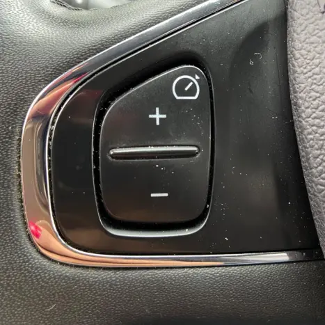 RENAULT Captur 1.6 16V 4P FLEX SCE INTENSE X-TRONIC CVT, Foto 26