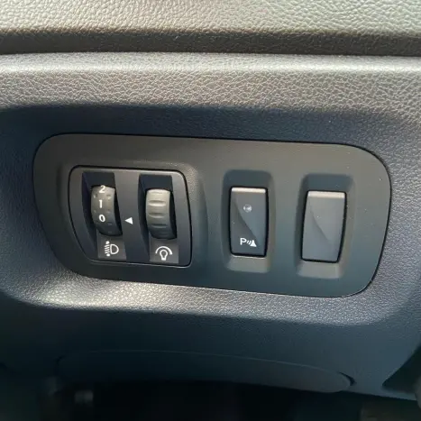 RENAULT Captur 1.6 16V 4P FLEX SCE INTENSE X-TRONIC CVT, Foto 28