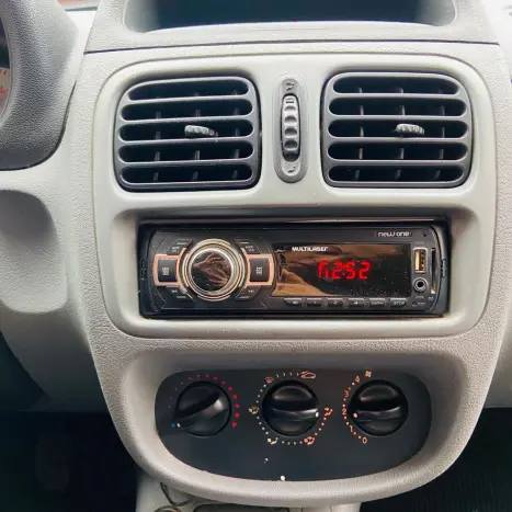 RENAULT Clio Hatch 1.0 RL, Foto 28