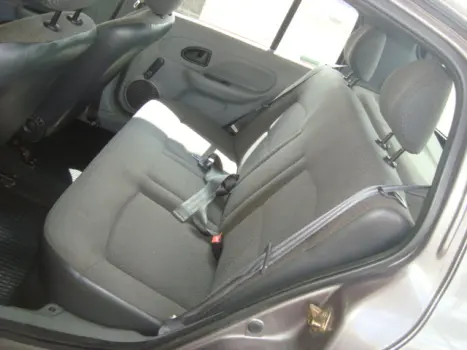 RENAULT Clio Hatch 1.0 16V 4P FLEX AUTHENTIQUE, Foto 6