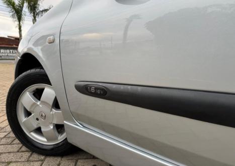 RENAULT Clio Sedan 1.6 16V 4P HI FLEX PRIVILEGE, Foto 5