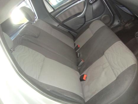 RENAULT Duster 1.6 16V 4P FLEX DYNAMIQUE, Foto 6