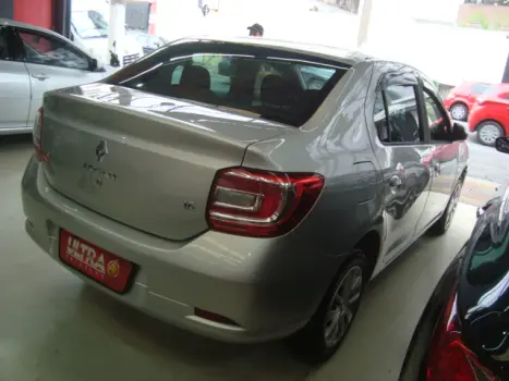 RENAULT Logan 1.6 4P FLEX EXPRESSION, Foto 2