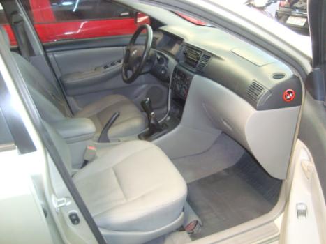 TOYOTA Corolla 1.6 16V 4P XLI, Foto 3