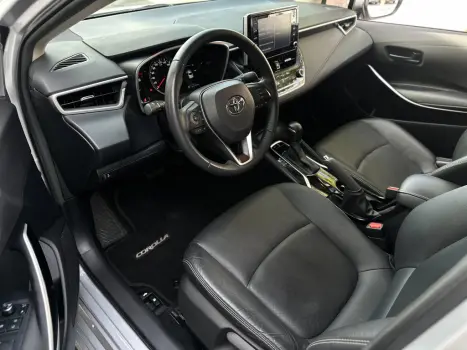 TOYOTA Corolla 2.0 16V 4P FLEX XEI DIRECT SHIFT AUTOM�TICO CVT, Foto 9
