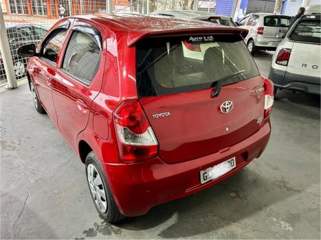TOYOTA Etios Hatch 1.3 16V 4P FLEX X, Foto 3