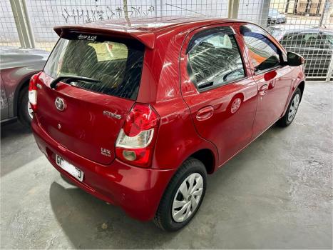 TOYOTA Etios Hatch 1.3 16V 4P FLEX X, Foto 4