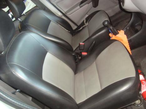 TOYOTA Etios Hatch 1.3 16V 4P FLEX XS, Foto 4