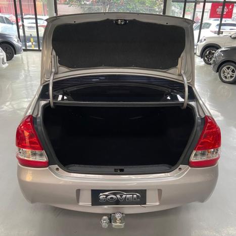 TOYOTA Etios Sedan 1.5 16V 4P FLEX XLS AUTOM�TICO, Foto 5