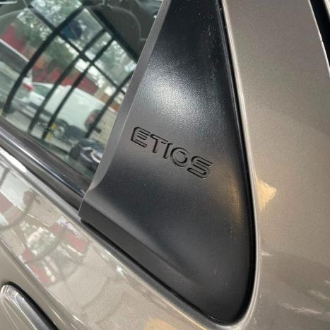 TOYOTA Etios Sedan 1.5 16V 4P FLEX XS AUTOM�TICO, Foto 5
