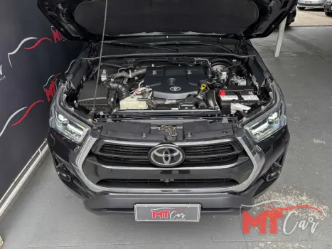 TOYOTA Hilux Caminhonete 2.8 16V SRX 4X4 TURBO DIESEL CABINE DUPLA AUTOMTICO, Foto 19