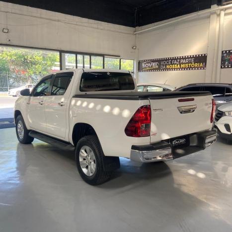 TOYOTA Hilux Caminhonete 2.8 16V SRV 4X4 DIESEL CABINE DUPLA AUTOMTICO, Foto 3