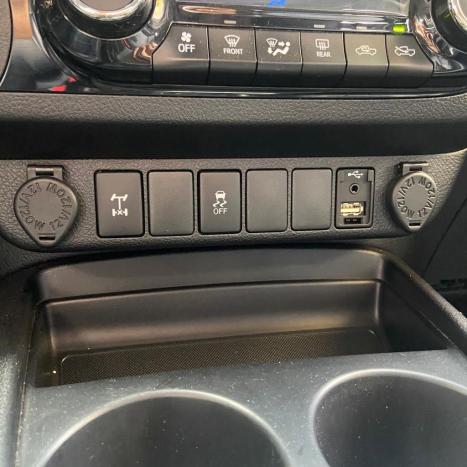 TOYOTA Hilux Caminhonete 2.8 16V SRV 4X4 DIESEL CABINE DUPLA AUTOMTICO, Foto 23