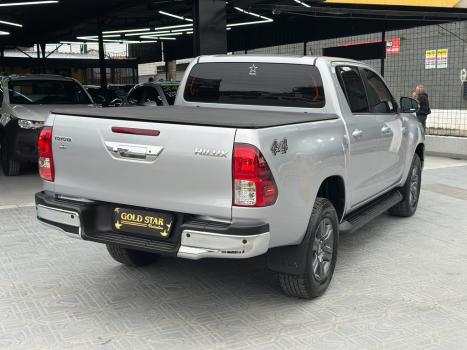 TOYOTA Hilux Caminhonete 2.8 16V 4P SR 4X4 DIESEL CABINE DUPLA AUTOM�TICO, Foto 7