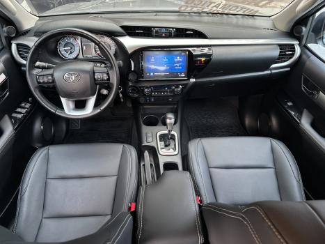TOYOTA Hilux Caminhonete 2.8 16V 4P SR 4X4 DIESEL CABINE DUPLA AUTOM�TICO, Foto 12