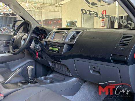 TOYOTA Hilux Caminhonete 2.7 16V 4P SRV FLEX CABINE DUPLA AUTOM�TICO, Foto 12
