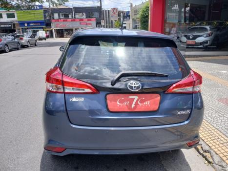 TOYOTA Yaris Hatch 1.3 16V 4P FLEX XL MULTIDRIVE AUTOM�TICO CVT, Foto 4