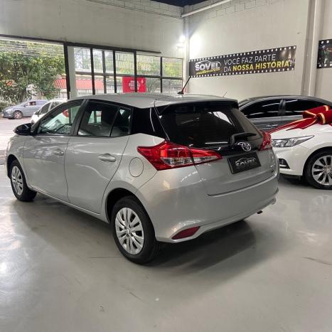 TOYOTA Yaris Hatch 1.5 16V 4P FLEX X WAY MULTIDRIVE AUTOM�TICO CVT, Foto 4