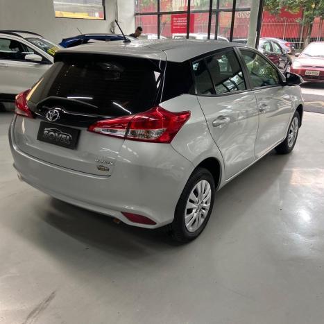 TOYOTA Yaris Hatch 1.5 16V 4P FLEX X WAY MULTIDRIVE AUTOM�TICO CVT, Foto 7