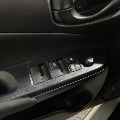 TOYOTA Yaris Hatch 1.5 16V 4P FLEX X WAY MULTIDRIVE AUTOM�TICO CVT, Foto 17