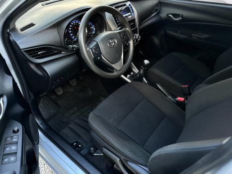 TOYOTA Yaris Sedan 1.5 16V 4P FLEX XL, Foto 9