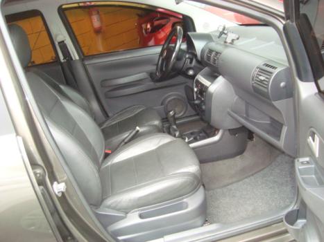VOLKSWAGEN Crossfox 1.6 4P FLEX, Foto 3