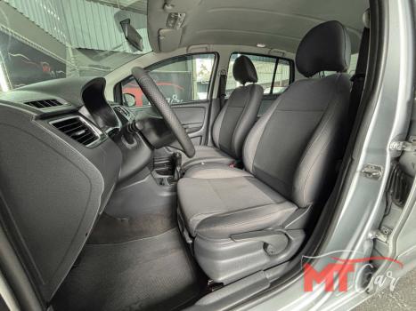 VOLKSWAGEN Fox 1.6 4P FLEX, Foto 14