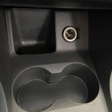 VOLKSWAGEN Fox 1.6 4P, Foto 12