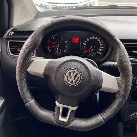 VOLKSWAGEN Fox 1.6 4P, Foto 18