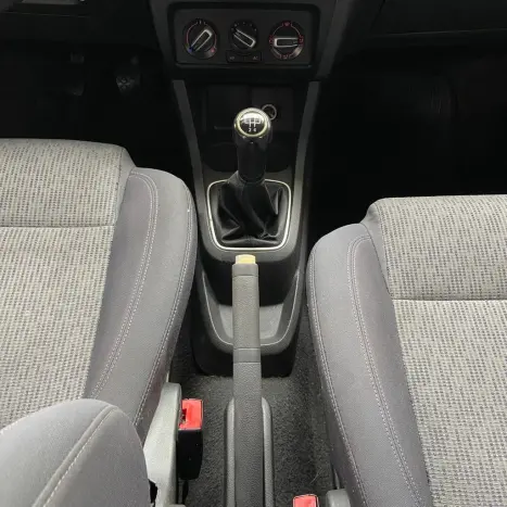 VOLKSWAGEN Fox 1.6 4P, Foto 22