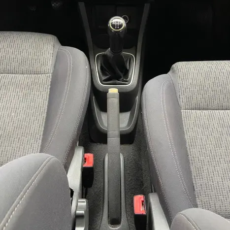 VOLKSWAGEN Fox 1.6 4P, Foto 27