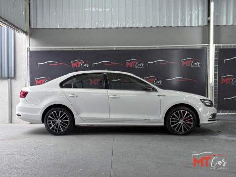 VOLKSWAGEN Jetta 2.0 4P TSI HIGHLINE 211 CV AUTOMÁTICO, Foto 4