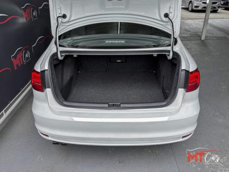 VOLKSWAGEN Jetta 2.0 4P TSI HIGHLINE 211 CV AUTOMÁTICO, Foto 19