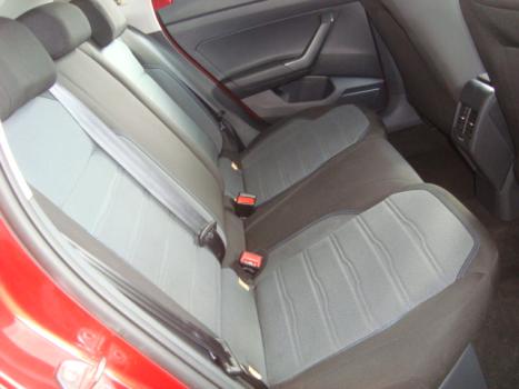 VOLKSWAGEN Nivus 1.0 4P FLEX 200 TSI COMFORTLINE TURBO AUTOMTICO, Foto 6
