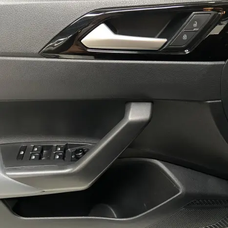 VOLKSWAGEN Nivus 1.0 4P FLEX 200 TSI HIGHLINE TURBO AUTOMTICO, Foto 15