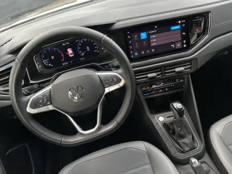 VOLKSWAGEN Nivus 1.0 4P FLEX 200 TSI HIGHLINE TURBO AUTOM�TICO, Foto 10