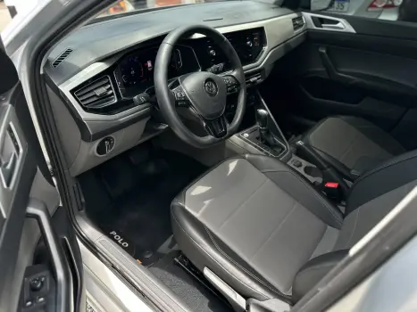 VOLKSWAGEN Polo Hatch 1.0 12V 4P 200 TSI COMFORTLINE, Foto 9