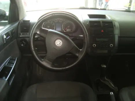 VOLKSWAGEN Polo Sedan 2.0 4P COMFORTLINE, Foto 8